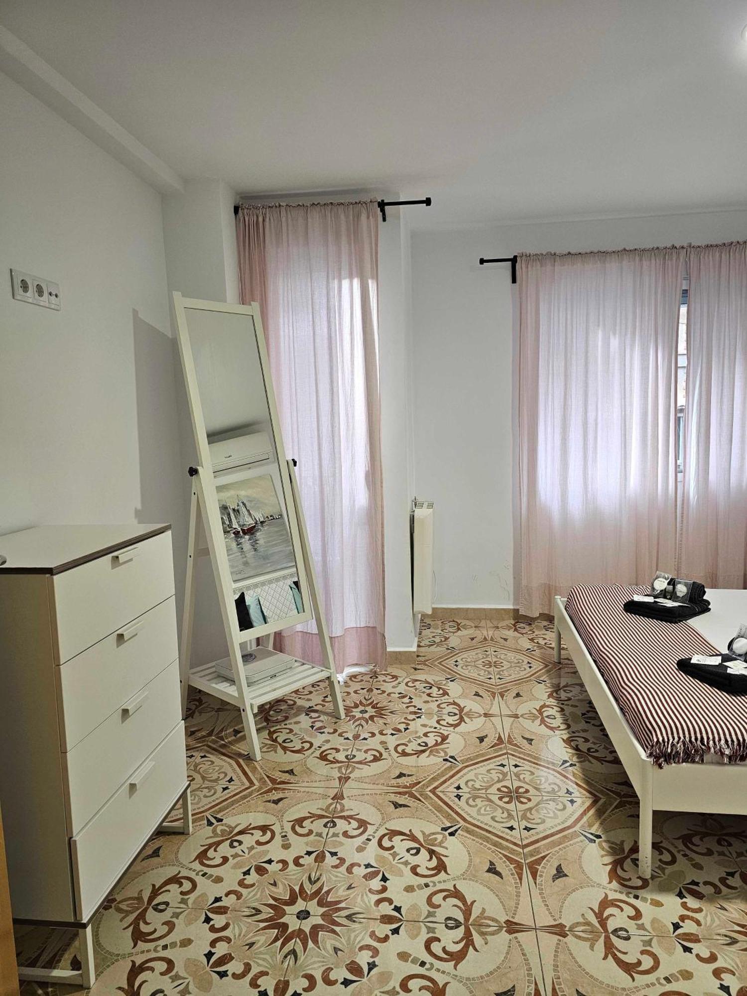 Suncastle Apartamentos Alicante -With Sunny Rooftop Terrace And Barbecue Εξωτερικό φωτογραφία
