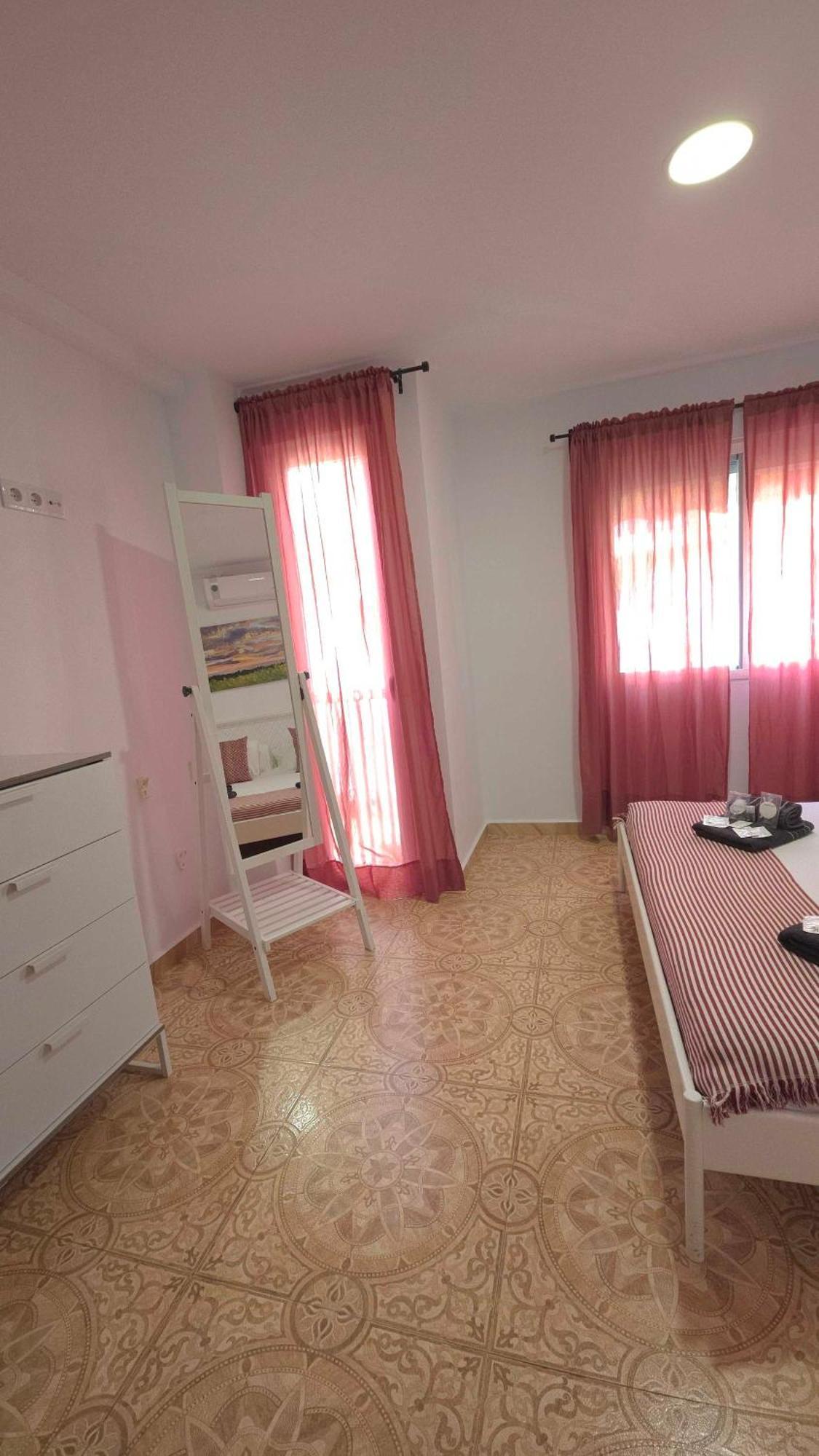 Suncastle Apartamentos Alicante -With Sunny Rooftop Terrace And Barbecue Εξωτερικό φωτογραφία